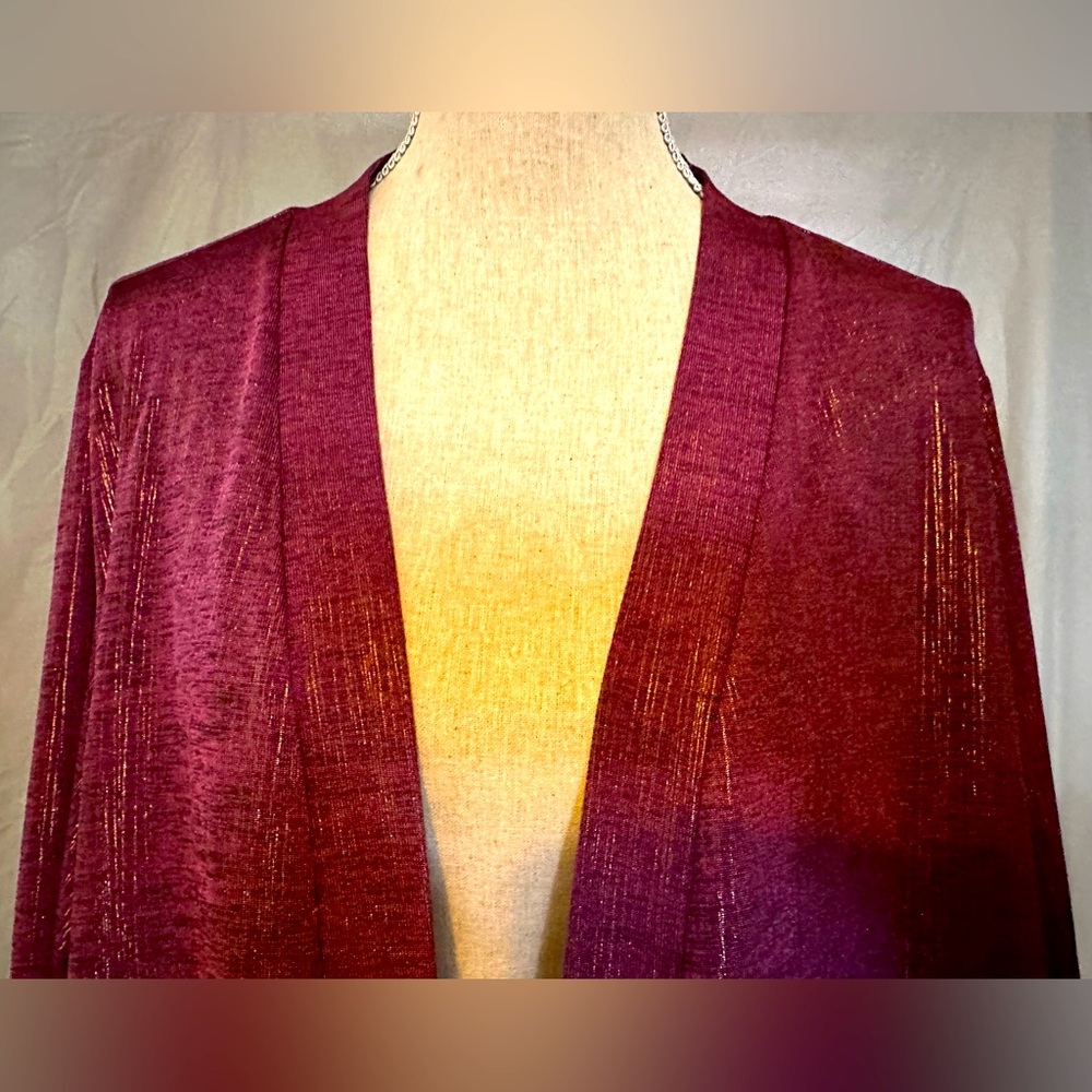 EUC Susan Graver size 3X cardigan in a raspberry color with pockets